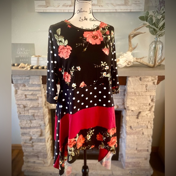 SilverSpoonDesignCo Tops - New custom top
